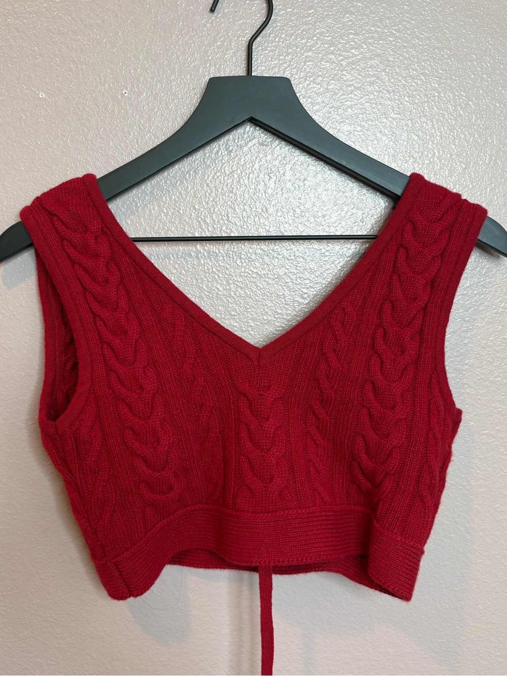 Red Crop Knit - Picture 2 of 3